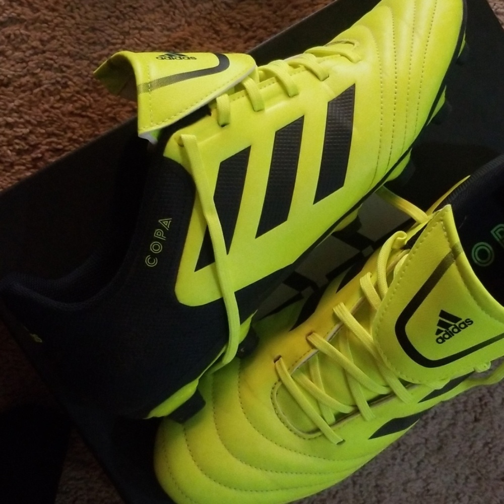 Men's Adidas Copa 17.4 size 11.5